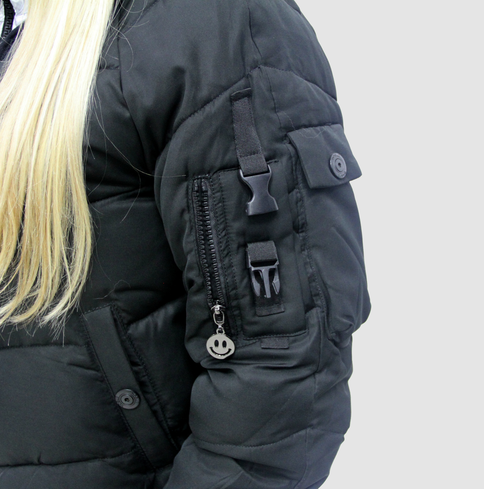 Укороченная зимняя куртка (FineBabyCat)