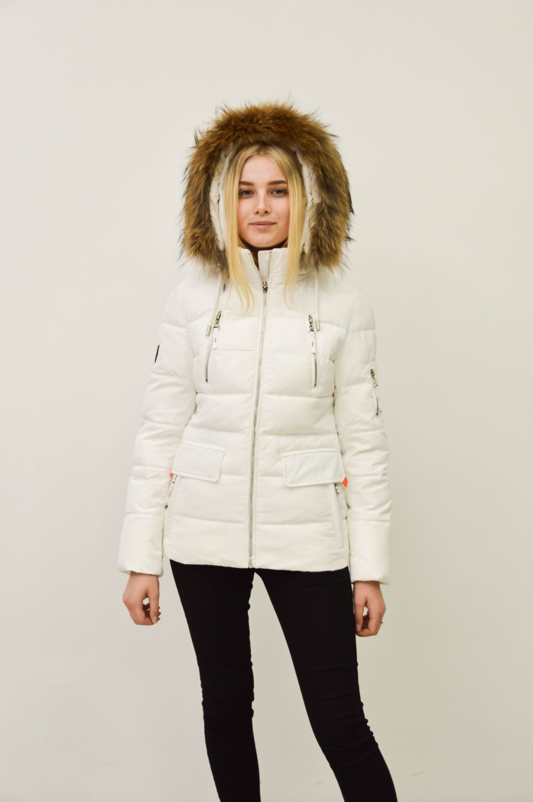 Зимняя женская укороченная куртка (TARORE)