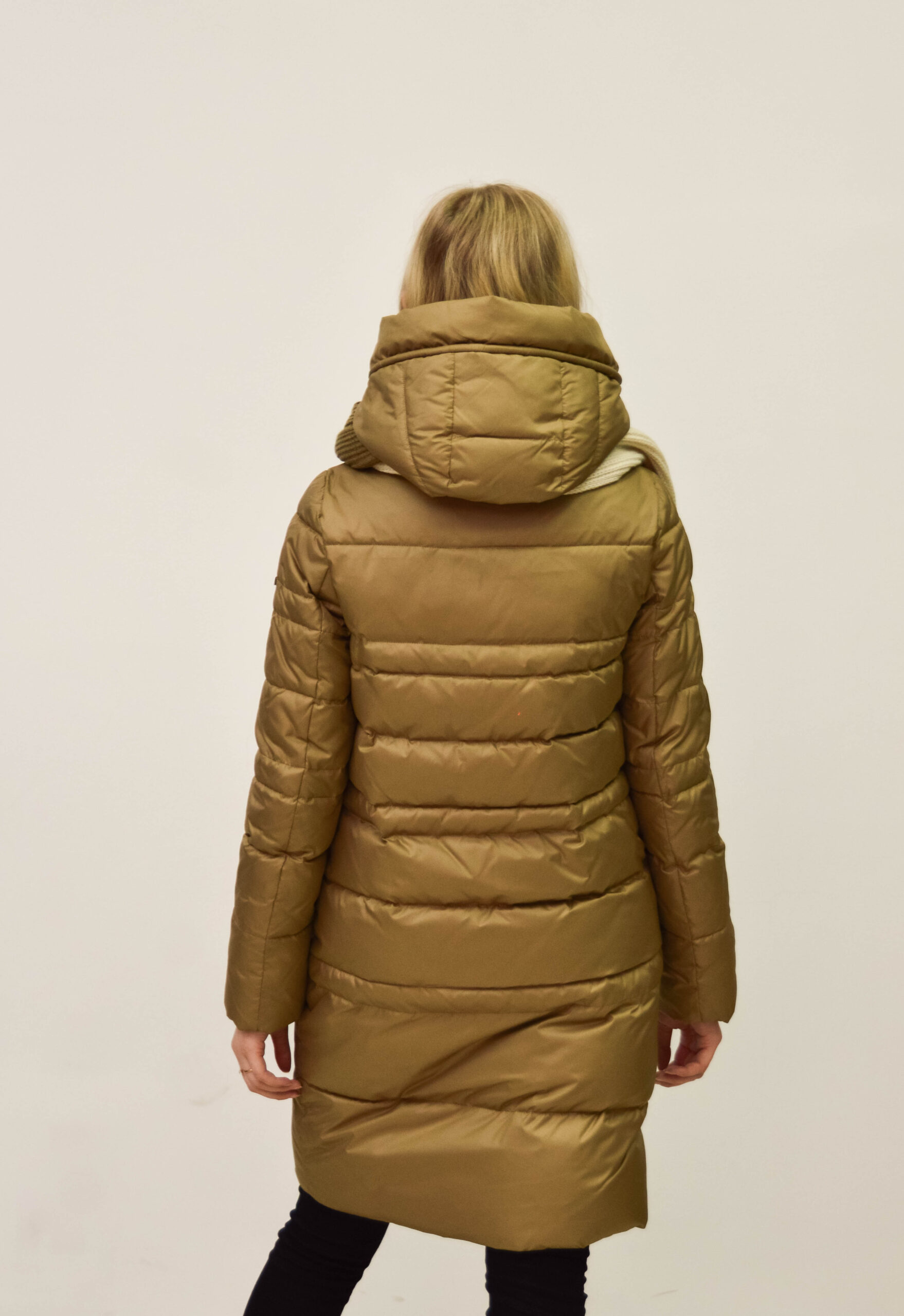 Женская зимняя куртка (CLASNA)