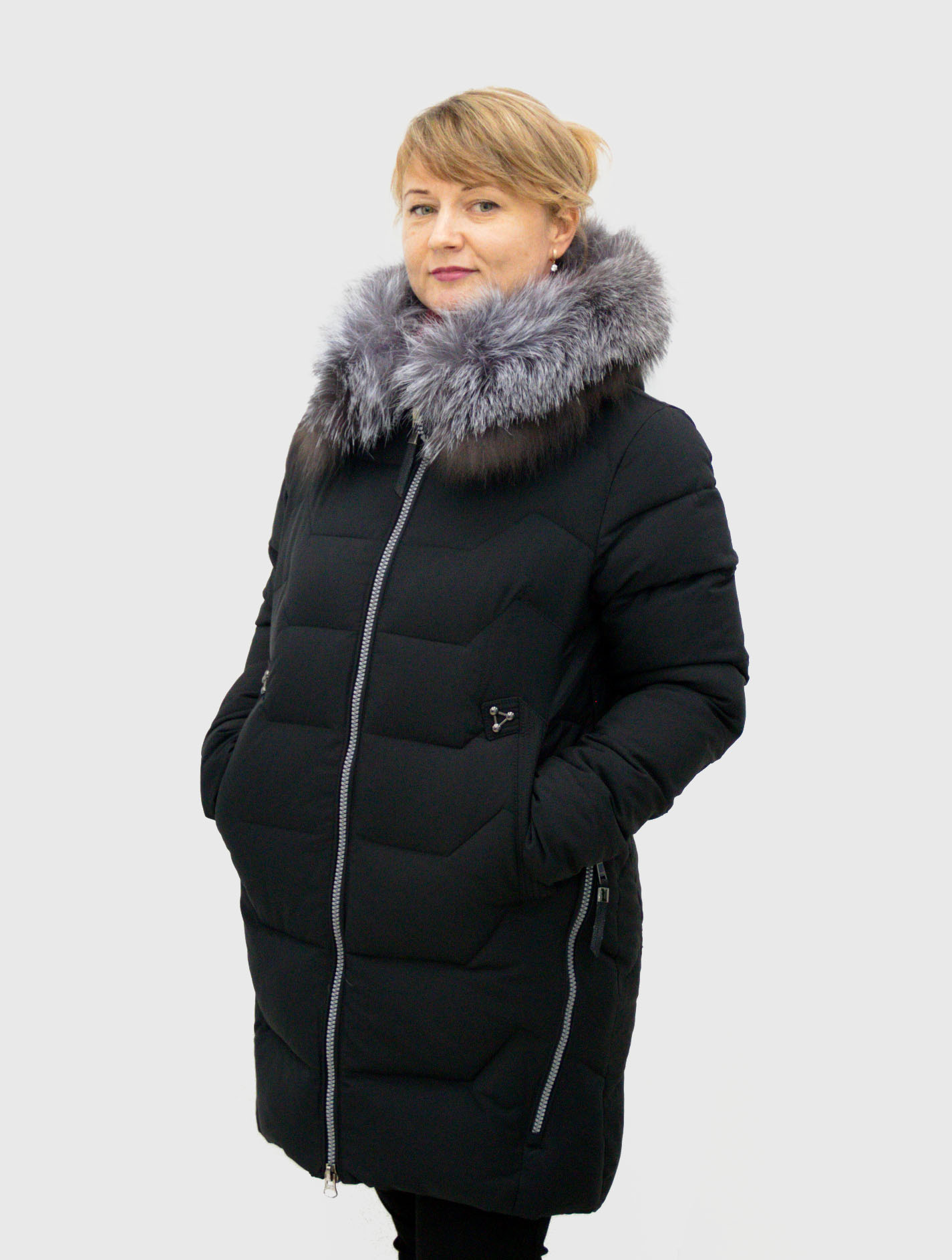 Женская зимняя куртка с мехом чернобурки (VISDEER)