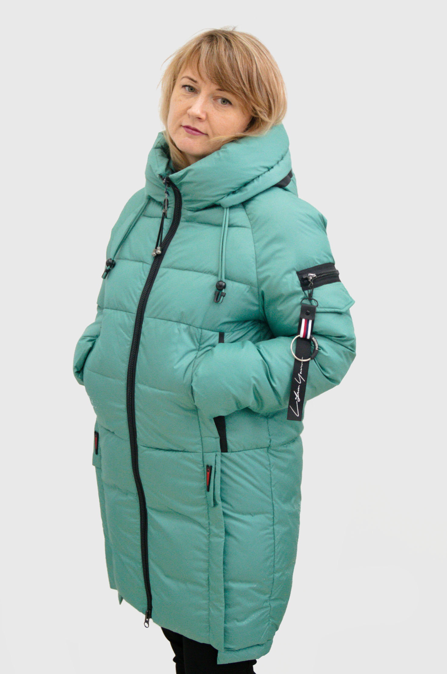 Женская зимняя куртка (VTEPLE)
