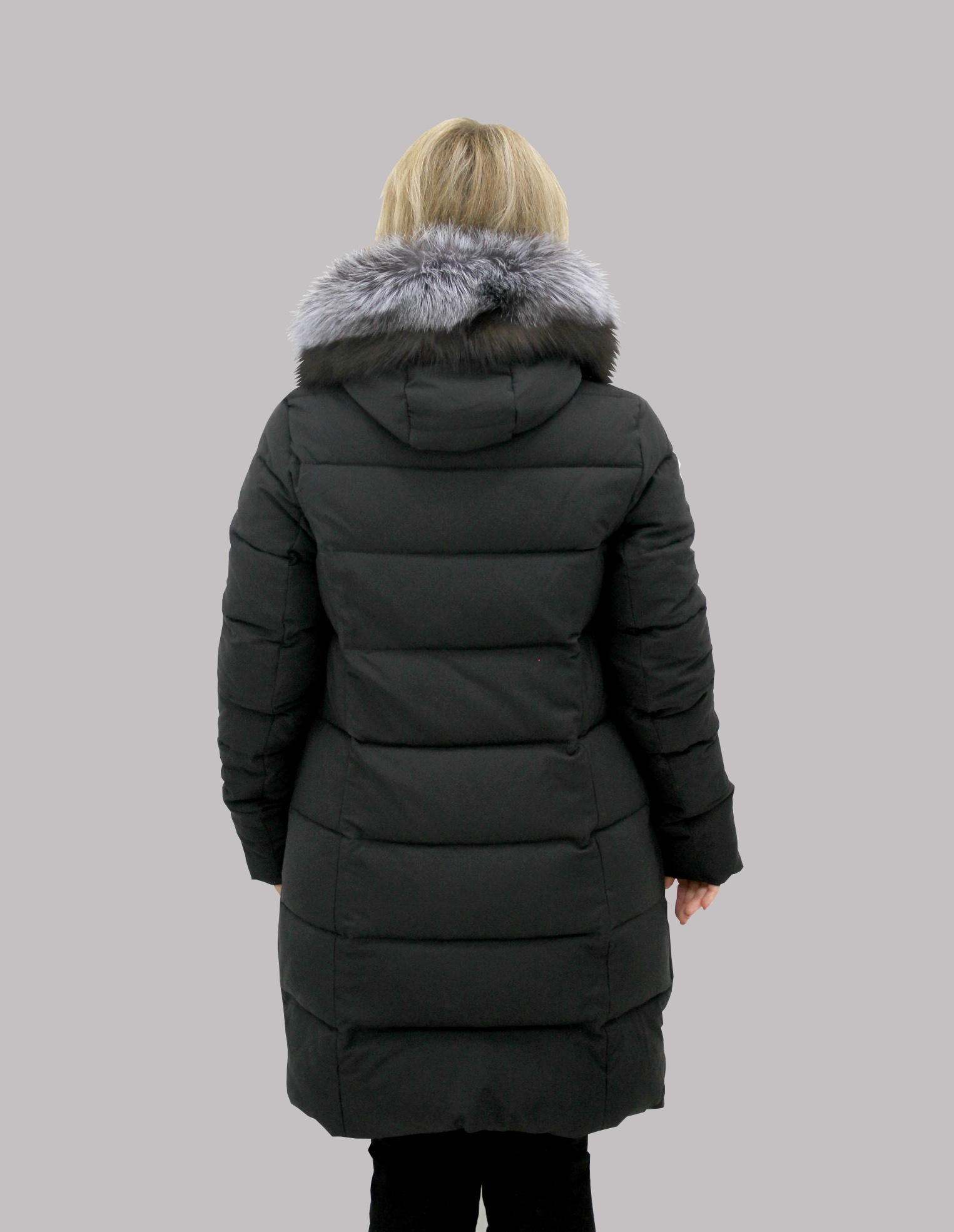 Зимняя куртка с мехом чернобурки (Olanmear)