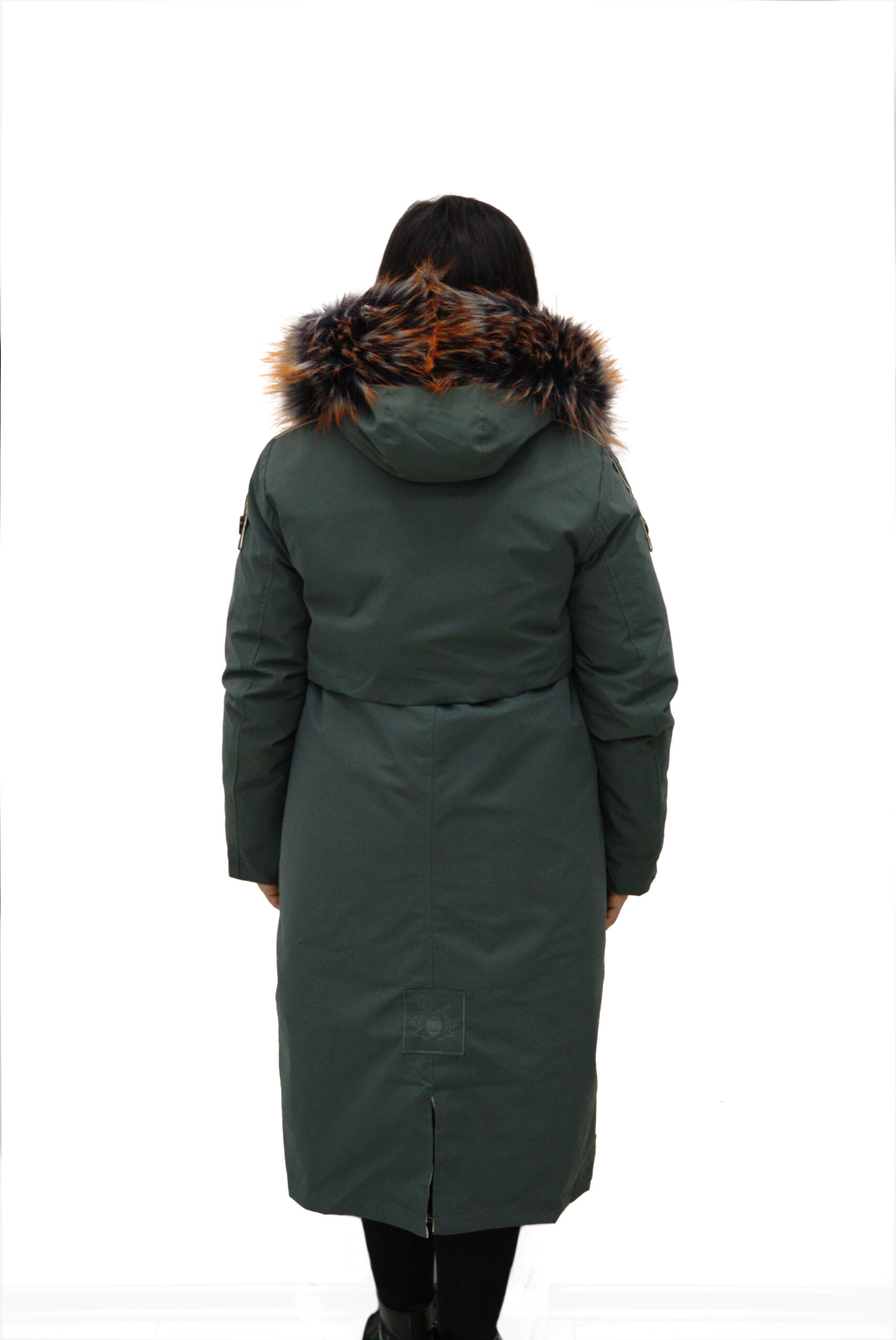 Утепленная женская куртка (Assika)