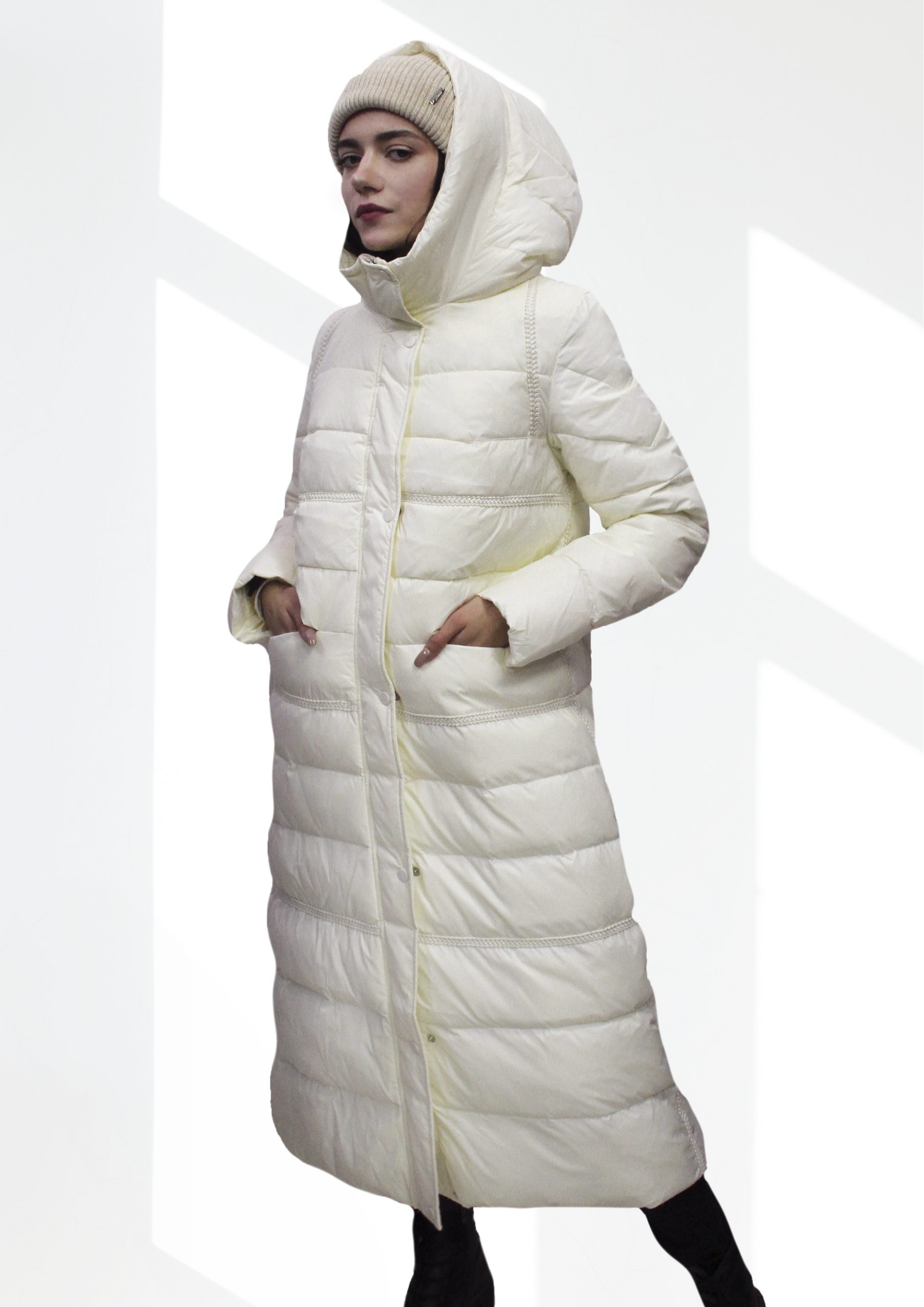 Женская зимняя куртка (Mon I dole)